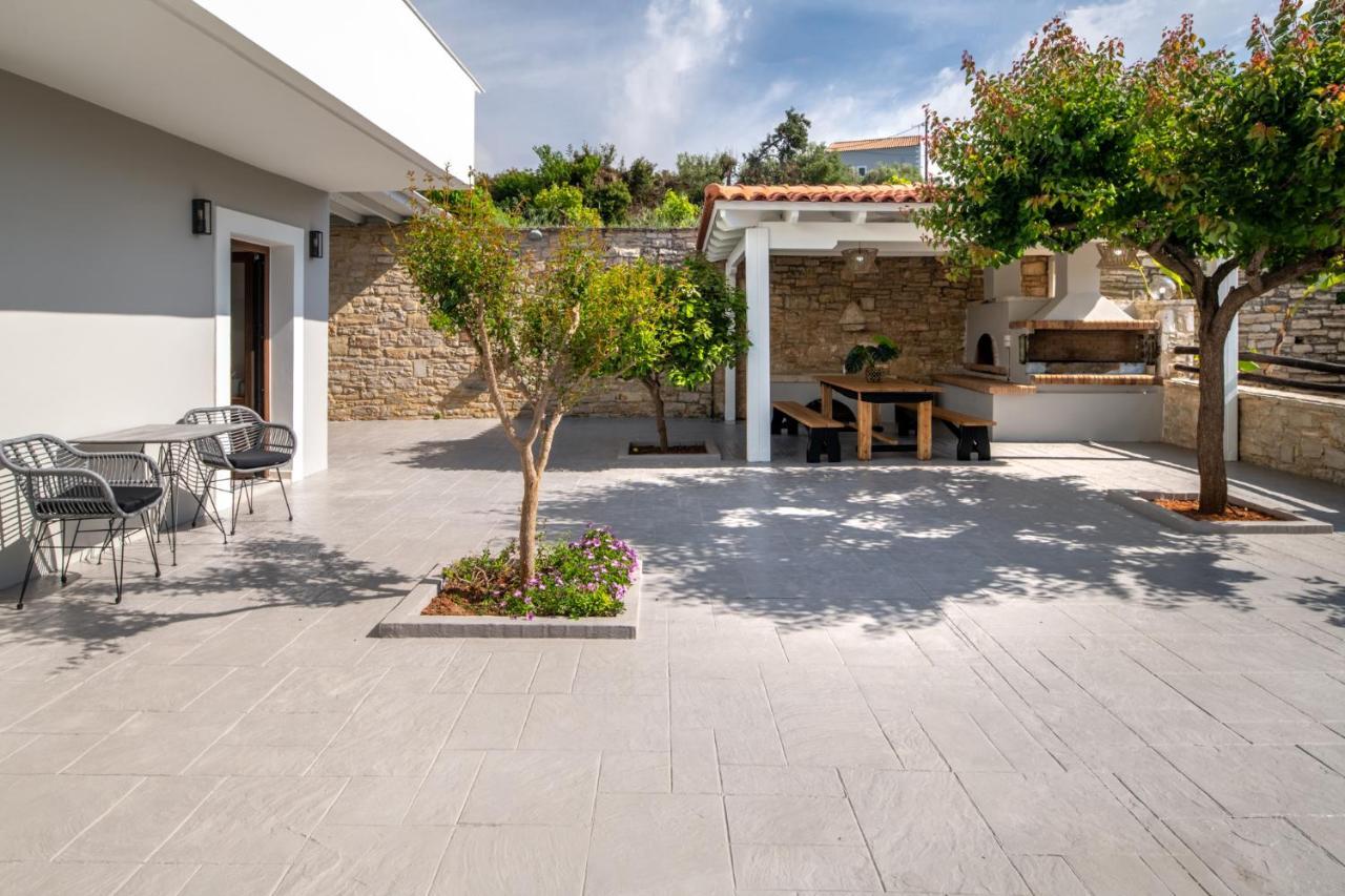 Elaida Villa, Heaven On Earth, By Thinkvilla Pérama Kültér fotó